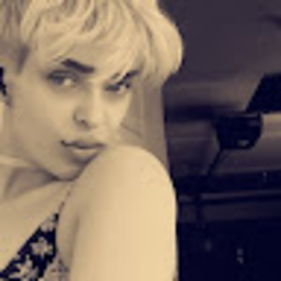 Meet your Posher, K - Picture 1 of 1